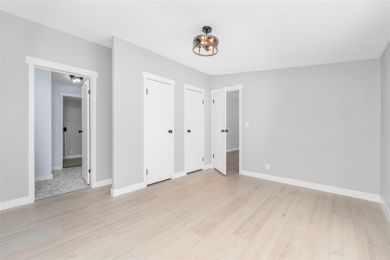 6818 E T Avenue, Vicksburg, MI, 49097-8362