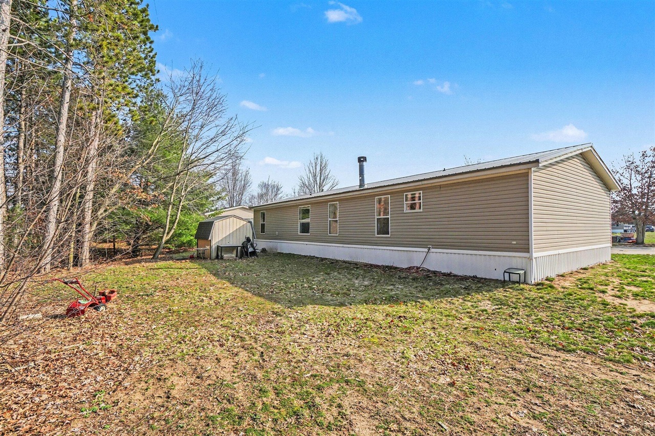 9137 Pine Lake Court, West Olive, MI, 49460
