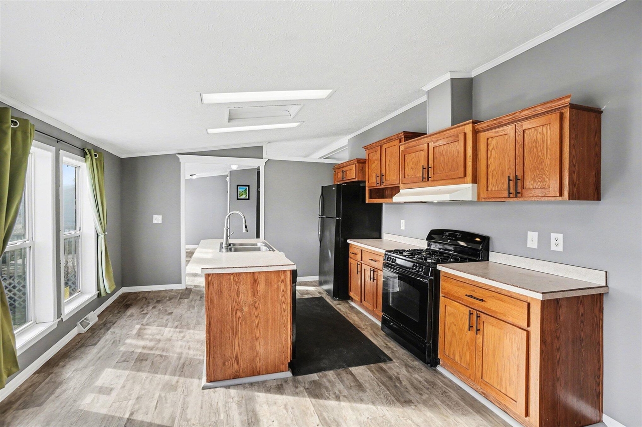 9137 Pine Lake Court, West Olive, MI, 49460