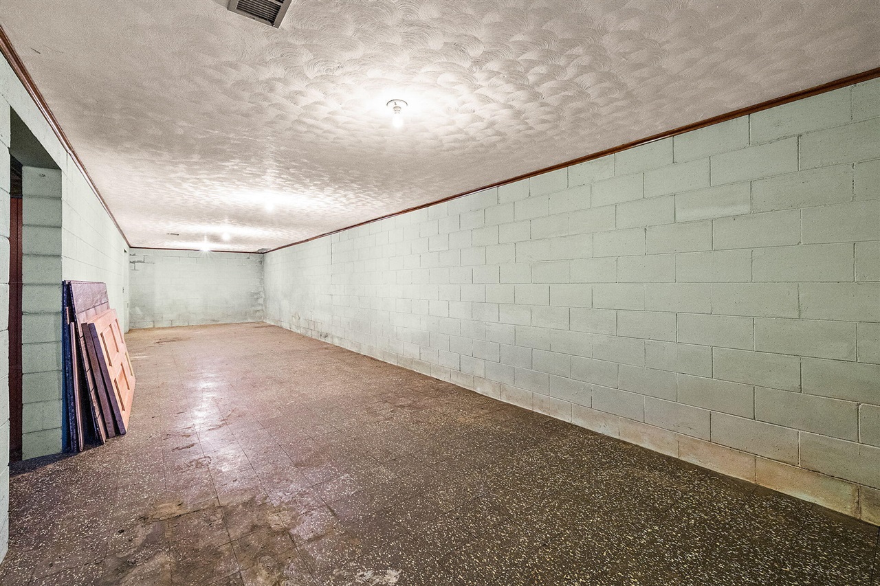 1288 Aspacia Street, Muskegon, MI, 49445-2004