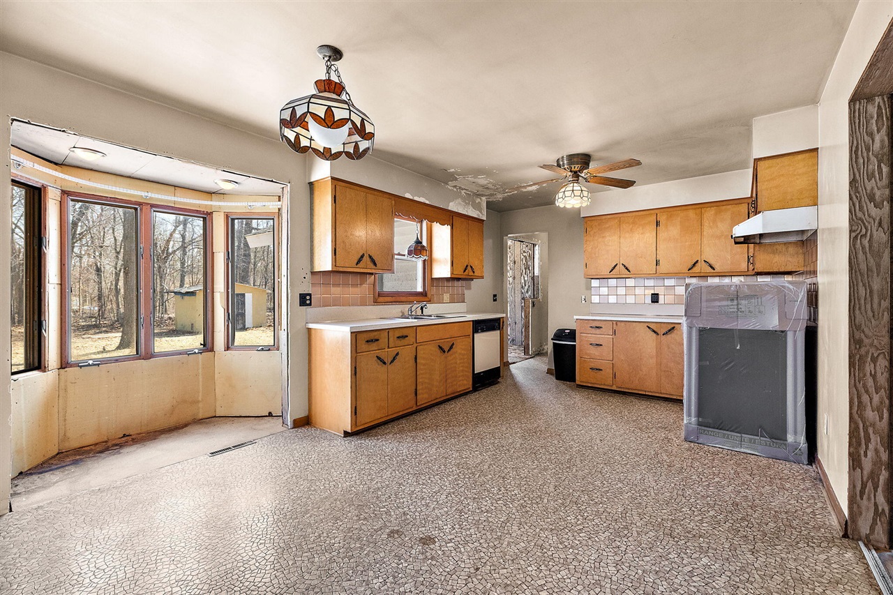 1288 Aspacia Street, Muskegon, MI, 49445-2004