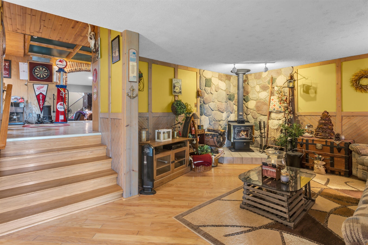 7596 Wadding Drive, Onsted, MI, 49265-9418