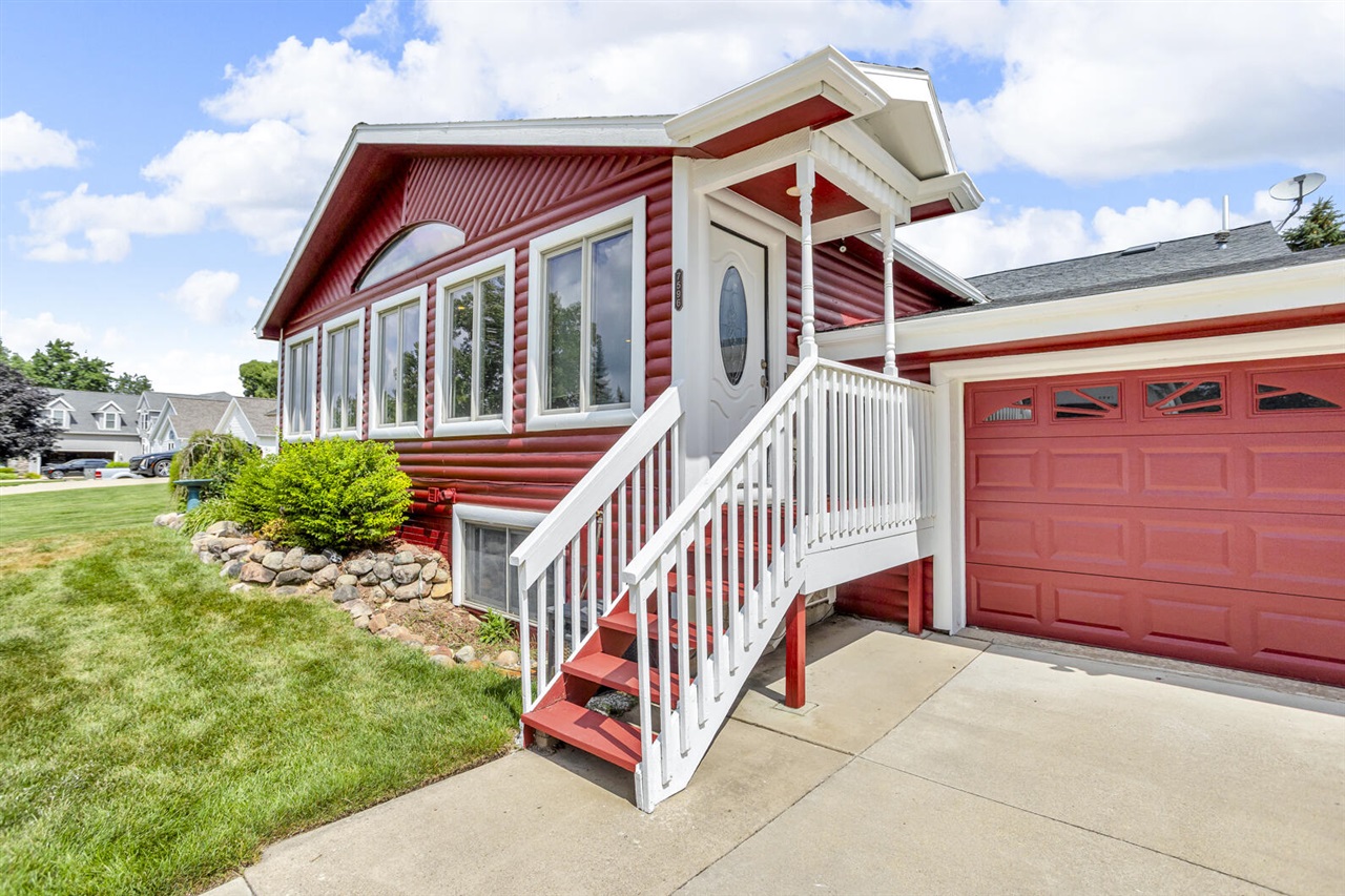 7596 Wadding Drive, Onsted, MI, 49265-9418