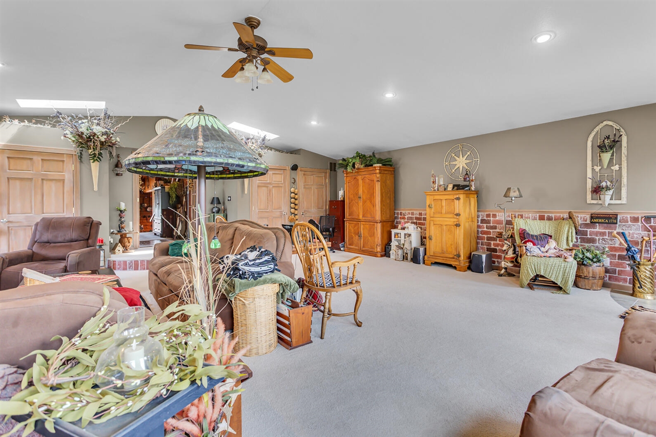 7596 Wadding Drive, Onsted, MI, 49265-9418