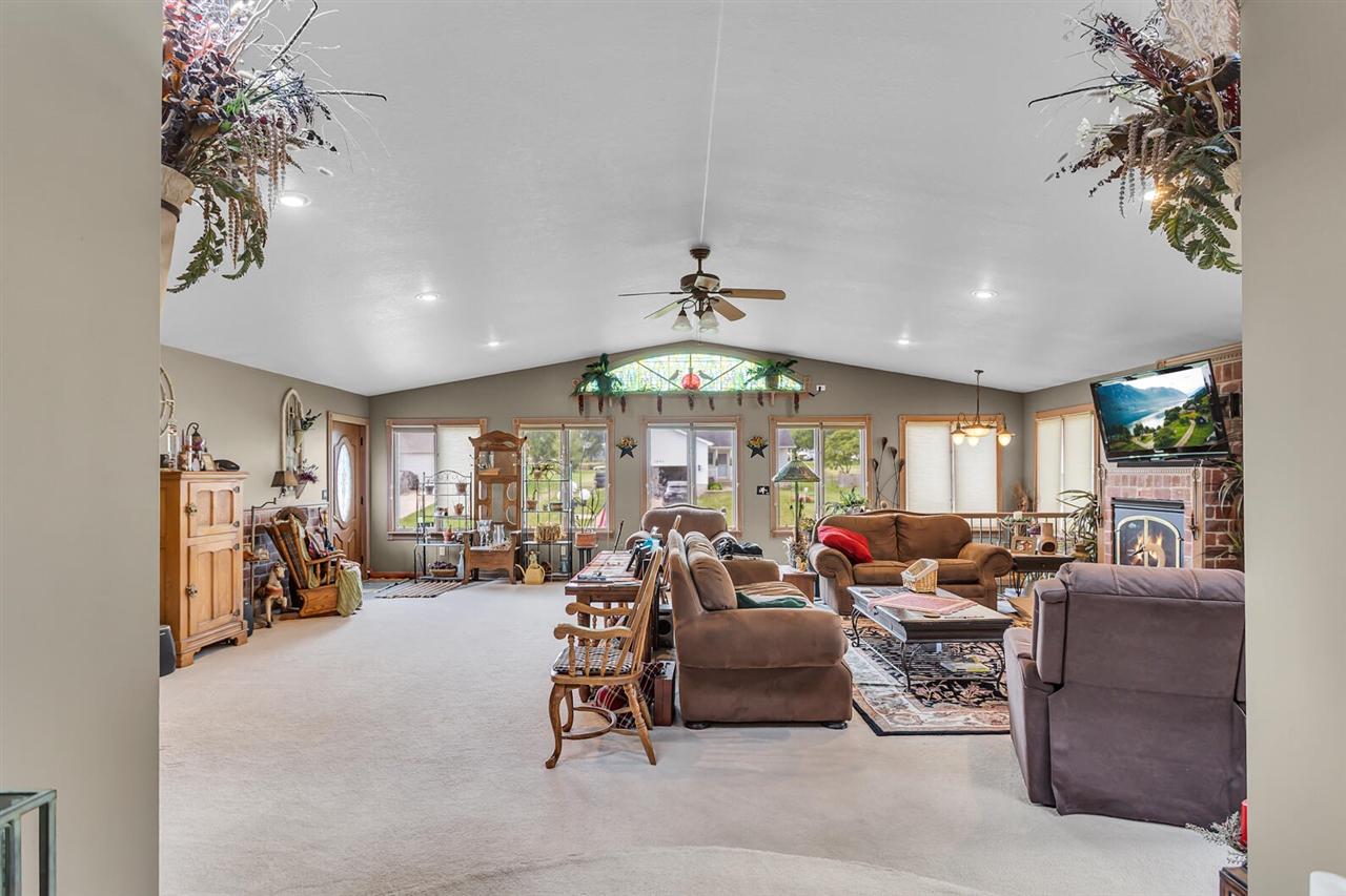 7596 Wadding Drive, Onsted, MI, 49265-9418