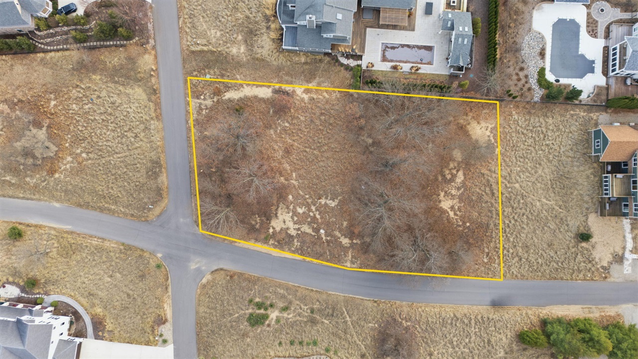 52202 Main Drive, Update, MI, 49117