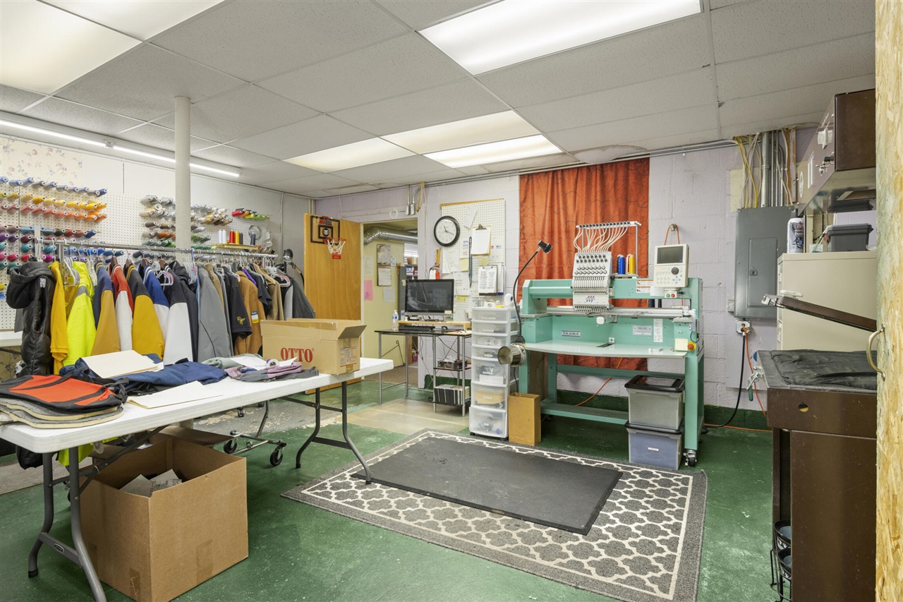 316 W Parkdale Avenue, Manistee, MI, 49660-1132