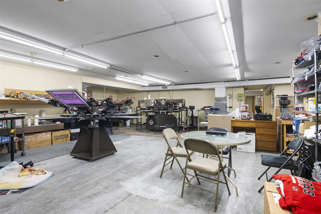 316 W Parkdale Avenue, Manistee, MI, 49660-1132