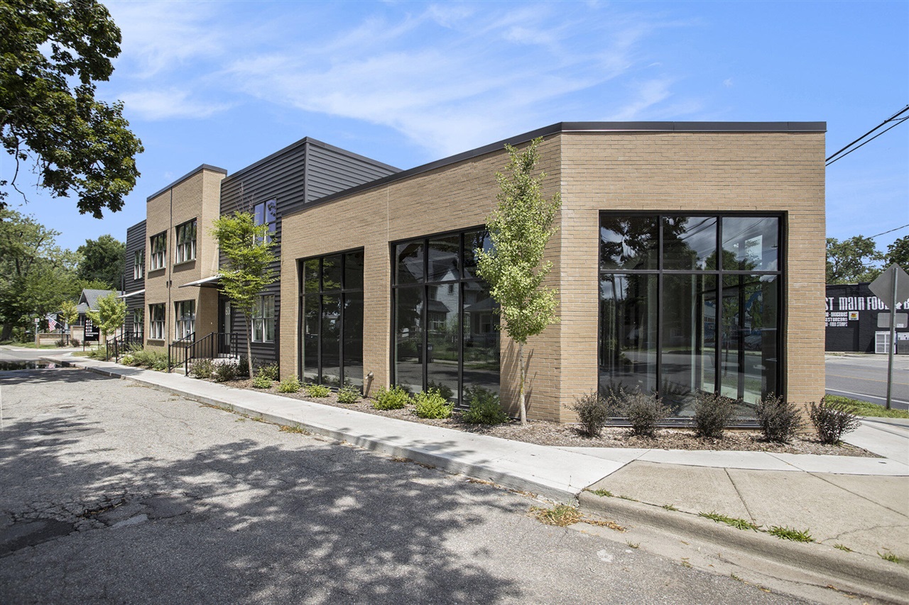 606 Southworth Terrace, Kalamazoo, MI, 49048