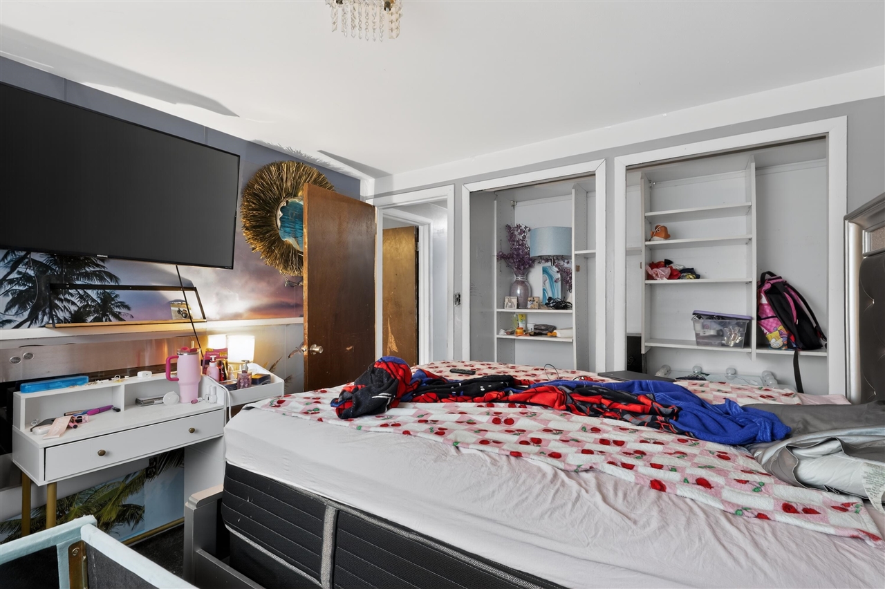 13511 Dixie, Redford, MI, 48239-2678