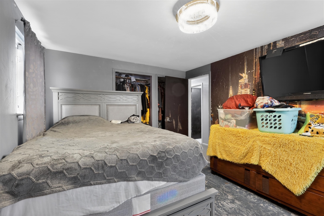 13511 Dixie, Redford, MI, 48239-2678