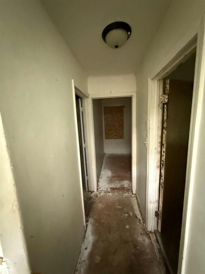 19180 Bradford Avenue, Detroit, MI, 48205-2108