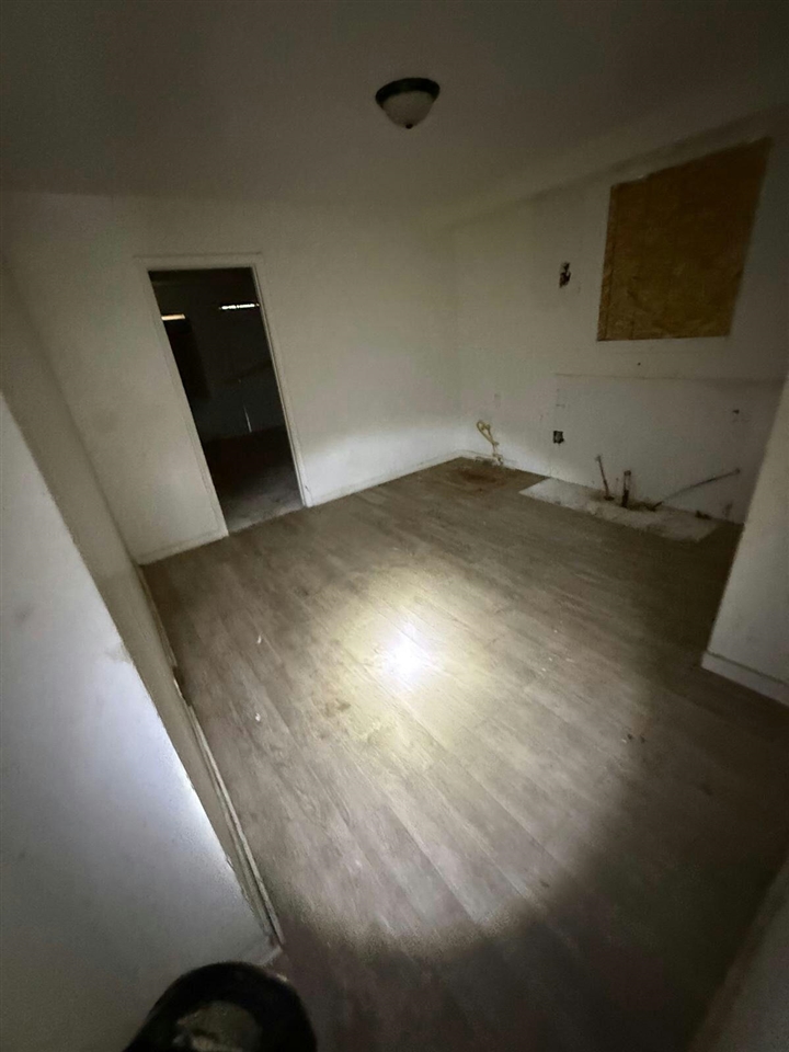 19180 Bradford Avenue, Detroit, MI, 48205-2108