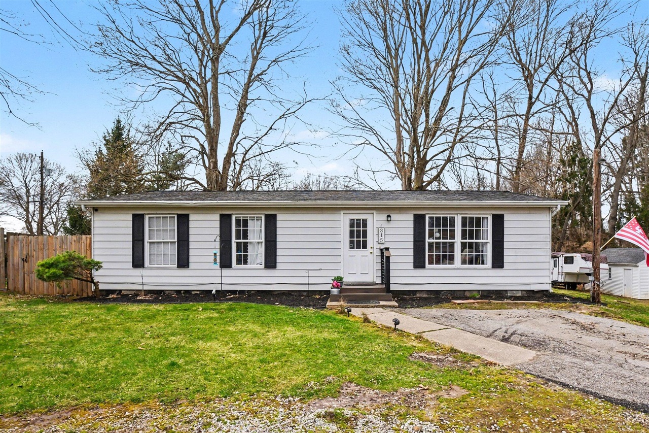 315 Mc Cumber Street, Buchanan, MI, 49107-1132