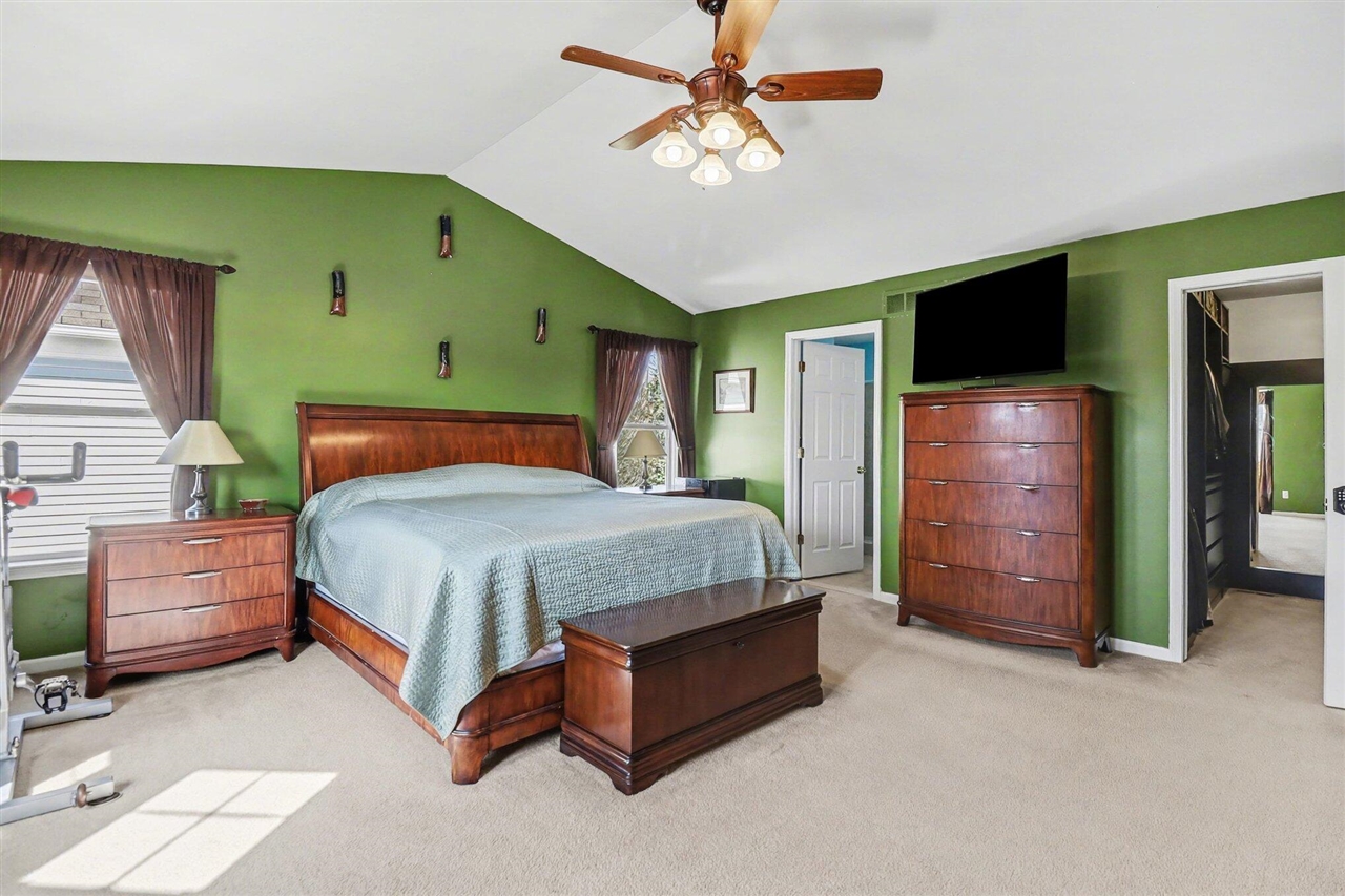 28294 Cottage Lane, New Hudson, MI, 48165-8004