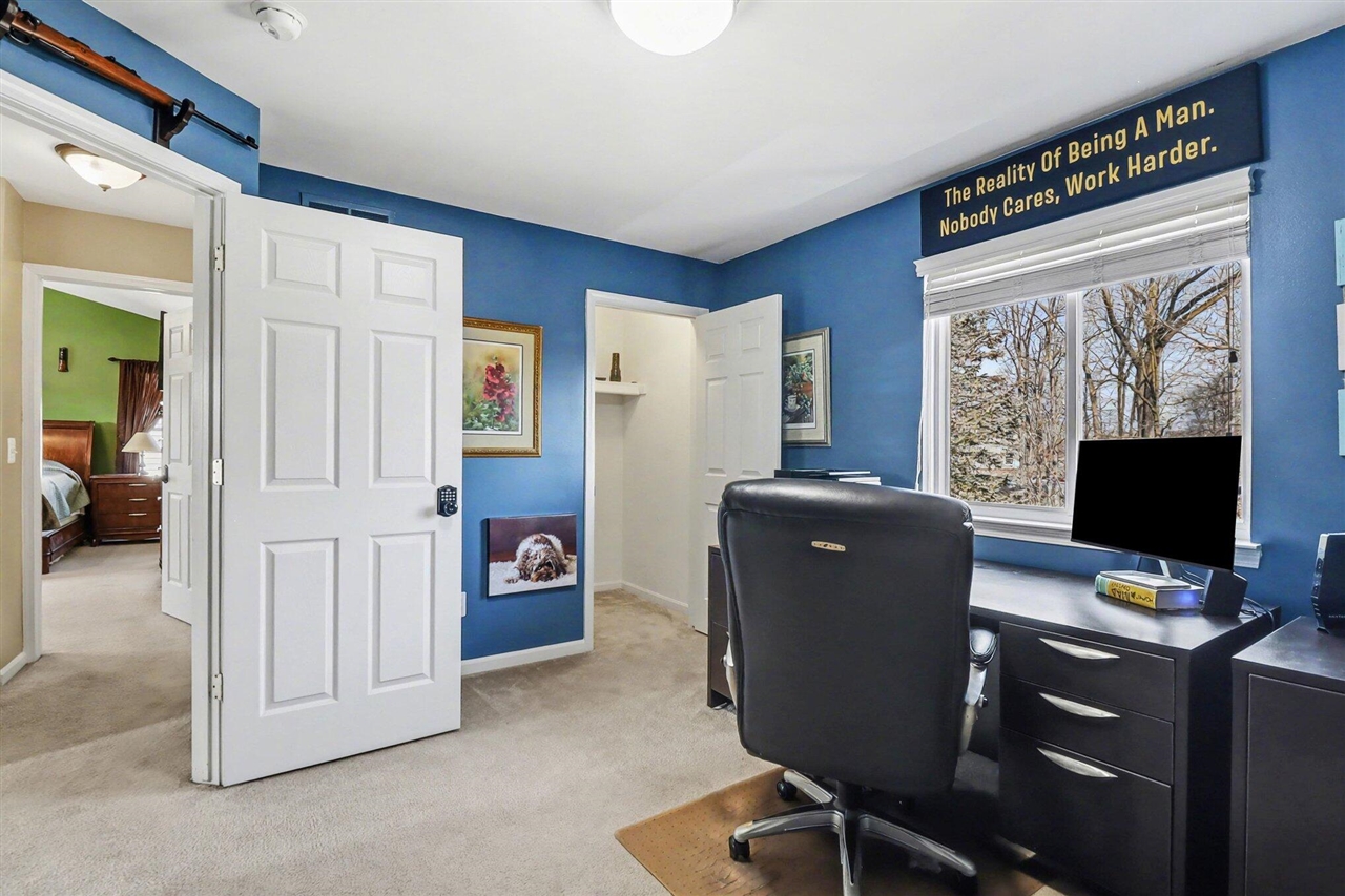 28294 Cottage Lane, New Hudson, MI, 48165-8004