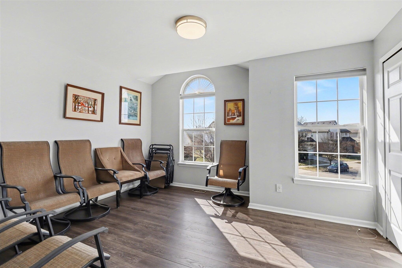 28294 Cottage Lane, New Hudson, MI, 48165-8004