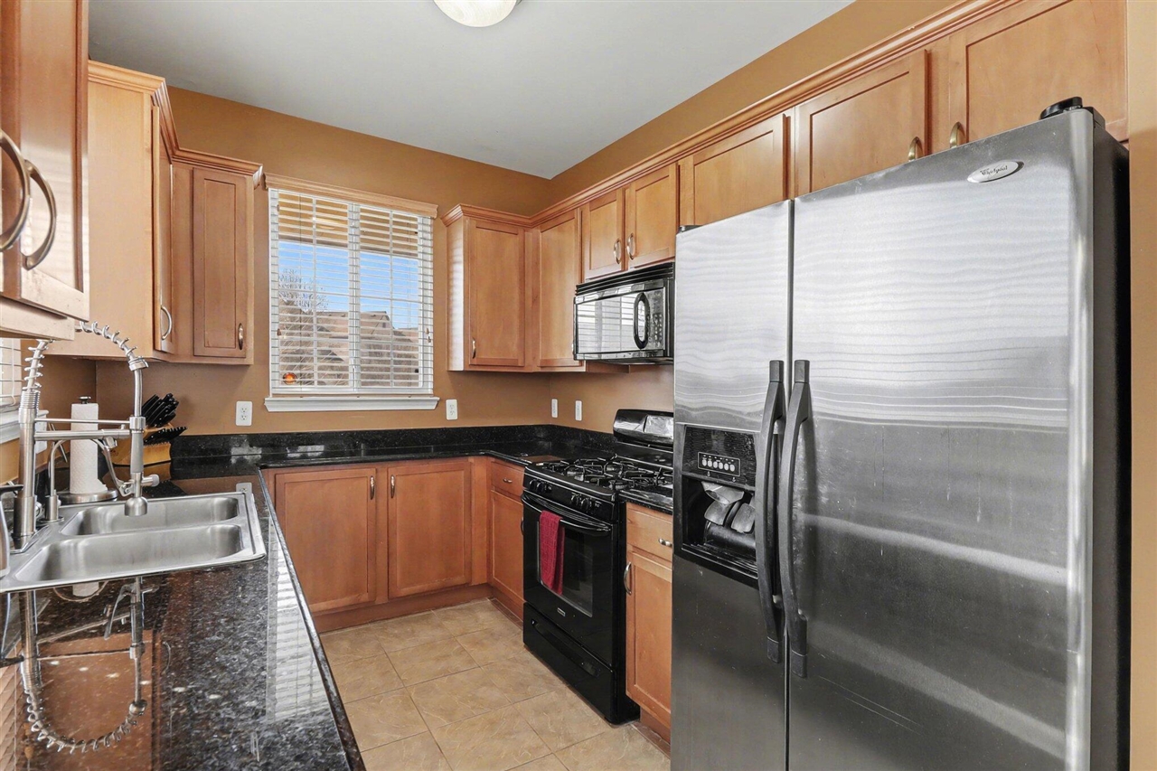 28294 Cottage Lane, New Hudson, MI, 48165-8004