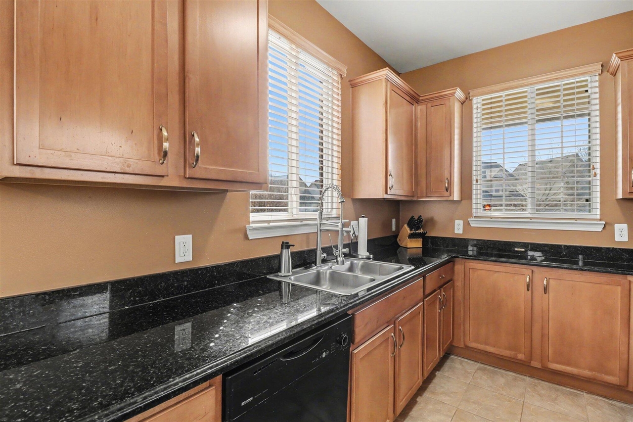 28294 Cottage Lane, New Hudson, MI, 48165-8004