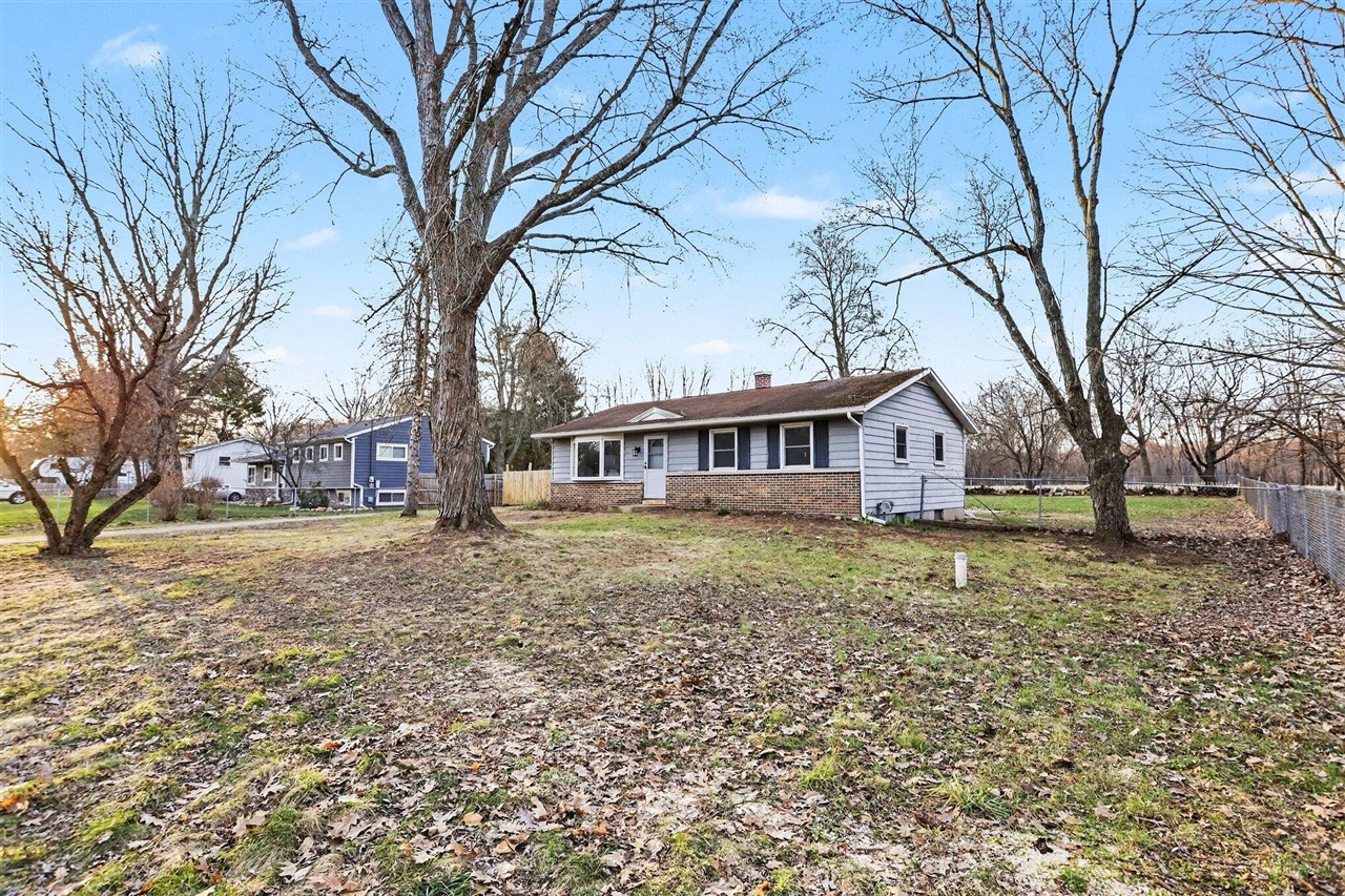 Plainwell, MI, 49080