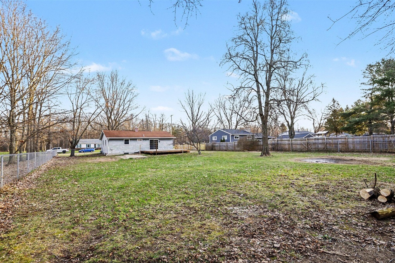 Plainwell, MI, 49080