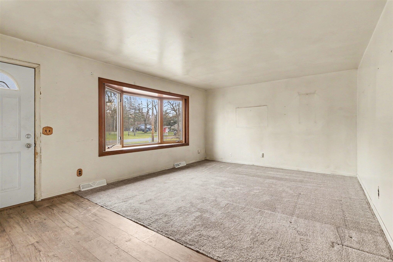 Plainwell, MI, 49080