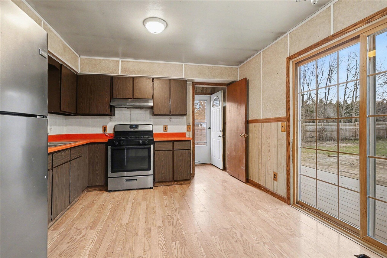 Plainwell, MI, 49080