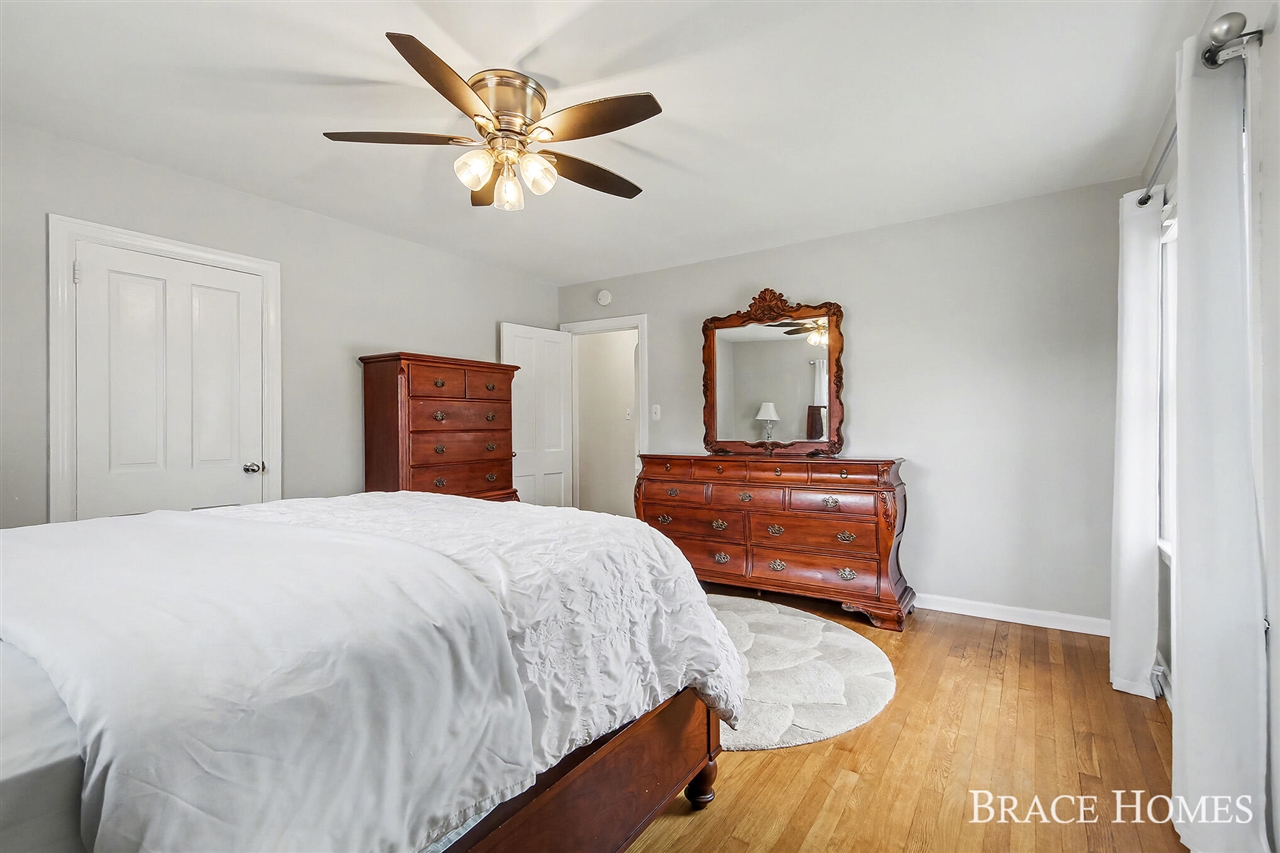 119 Bristol Avenue, Grand Rapids, MI, 49504-4924