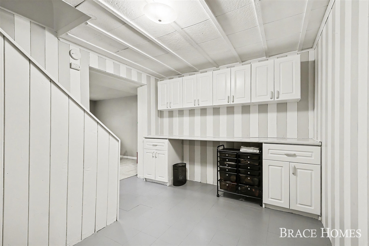 119 Bristol Avenue, Grand Rapids, MI, 49504-4924