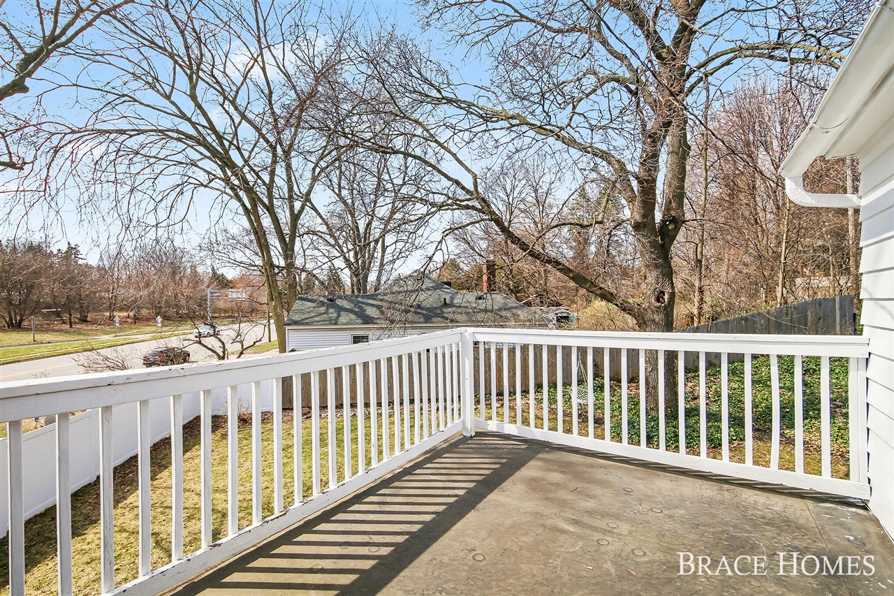 119 Bristol Avenue, Grand Rapids, MI, 49504-4924