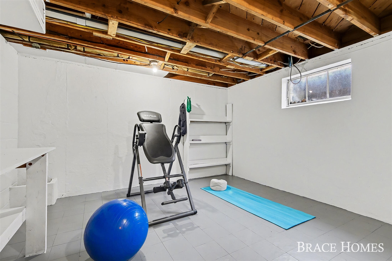 119 Bristol Avenue, Grand Rapids, MI, 49504-4924