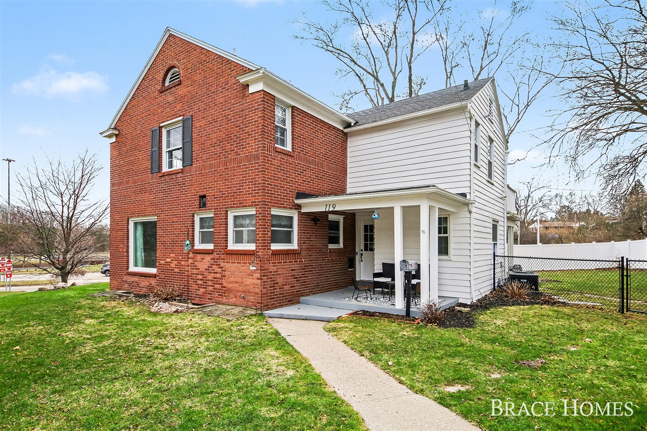 119 Bristol Avenue, Grand Rapids, MI, 49504-4924