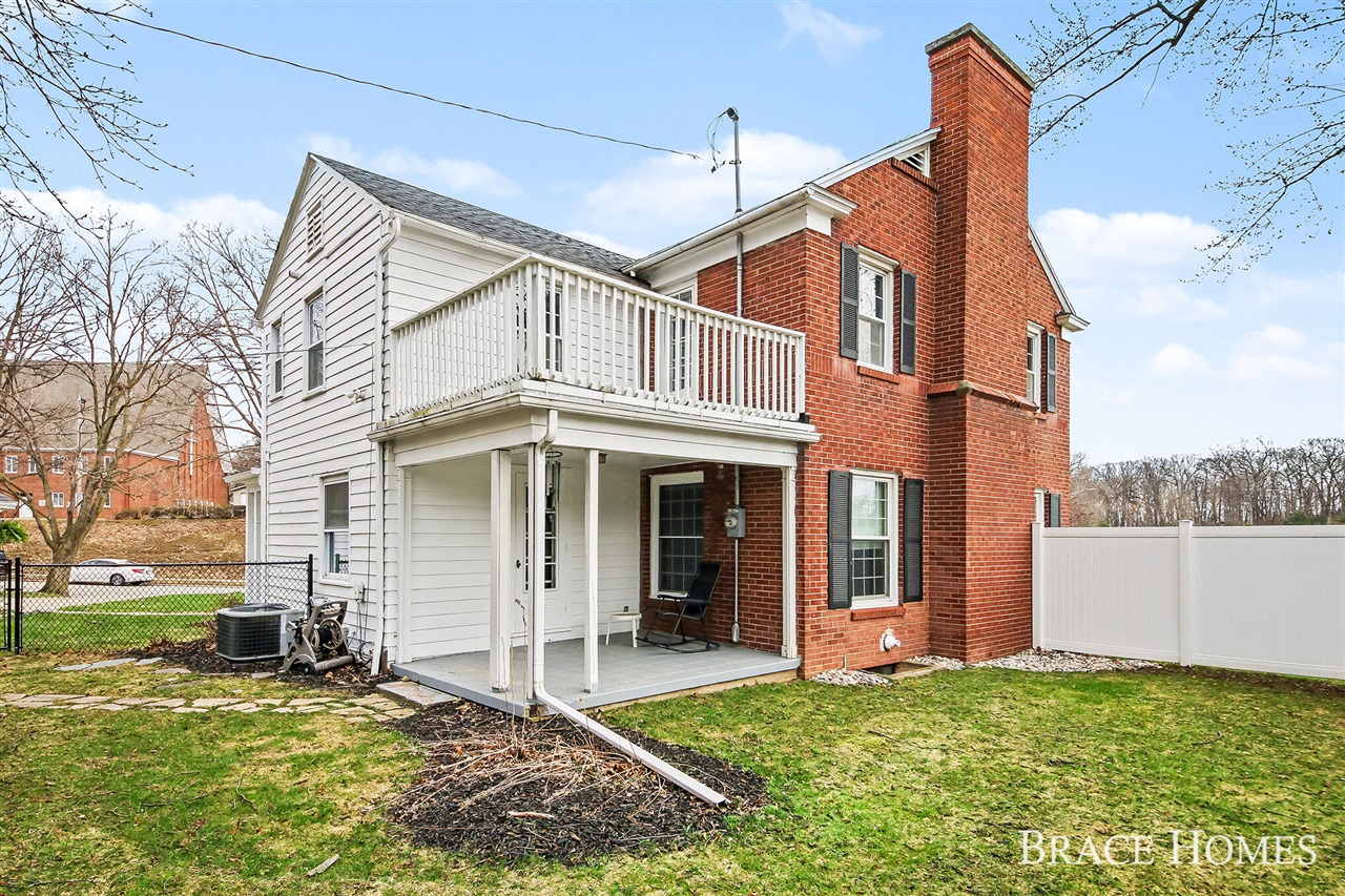 119 Bristol Avenue, Grand Rapids, MI, 49504-4924