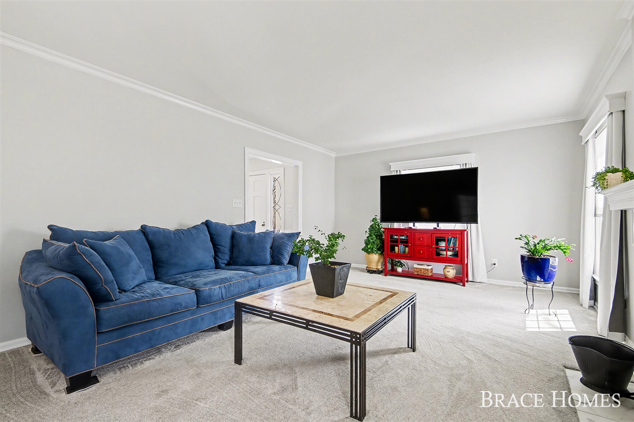 119 Bristol Avenue, Grand Rapids, MI, 49504-4924