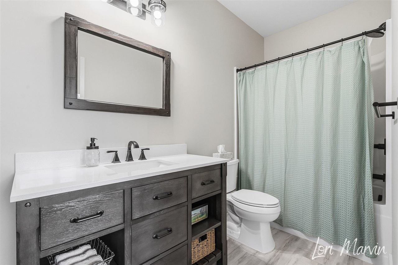 10966 S Stakes Road, Greenville, MI, 48838-9467