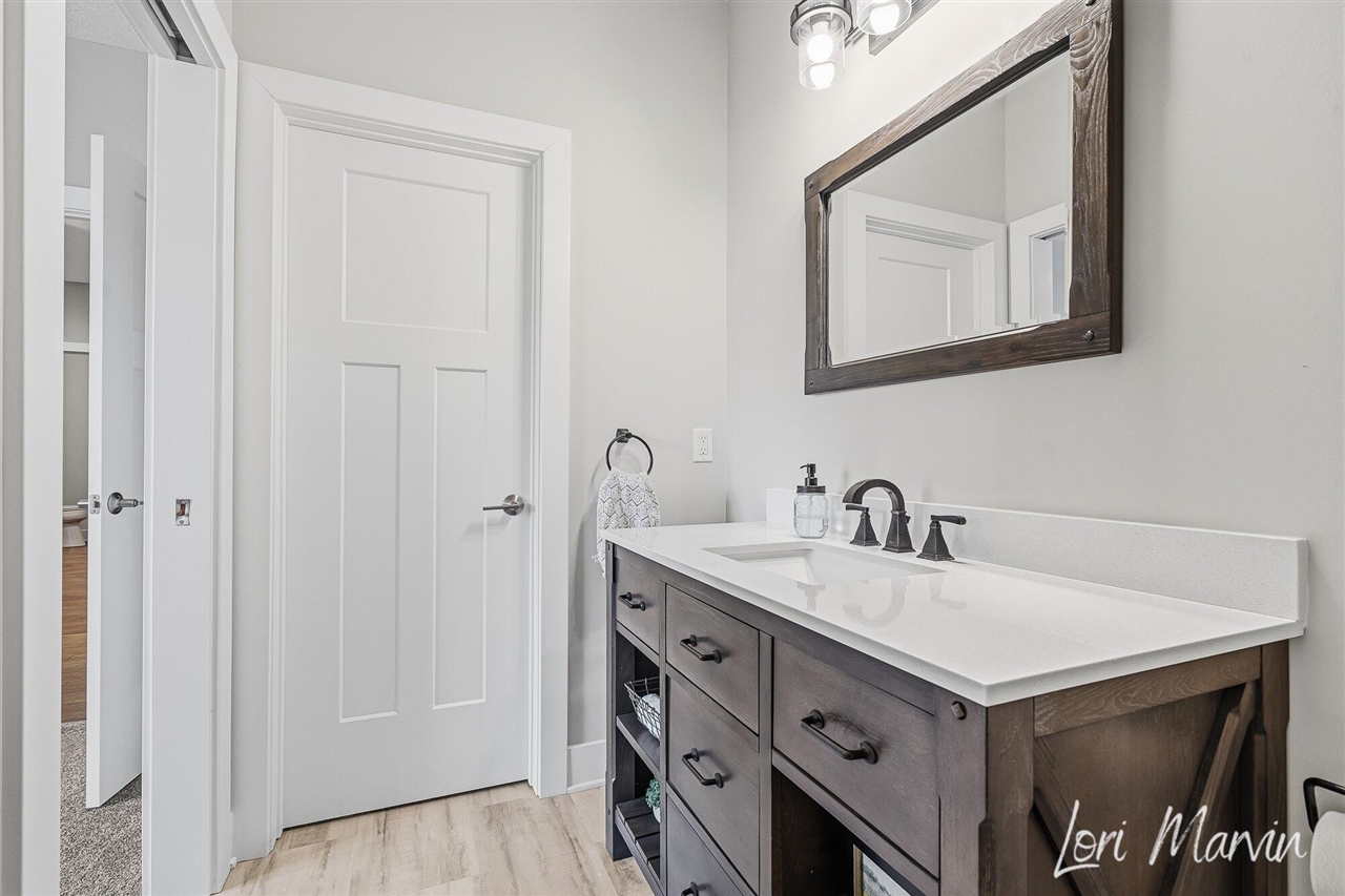 10966 S Stakes Road, Greenville, MI, 48838-9467