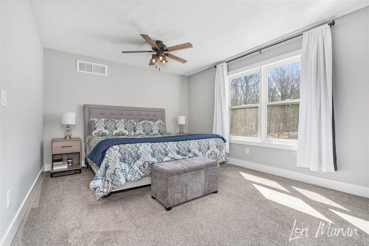 10966 S Stakes Road, Greenville, MI, 48838-9467