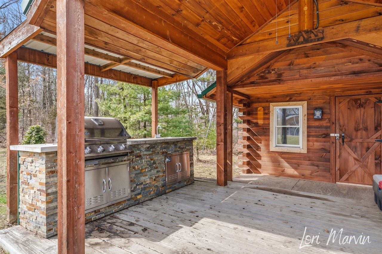 10966 S Stakes Road, Greenville, MI, 48838-9467