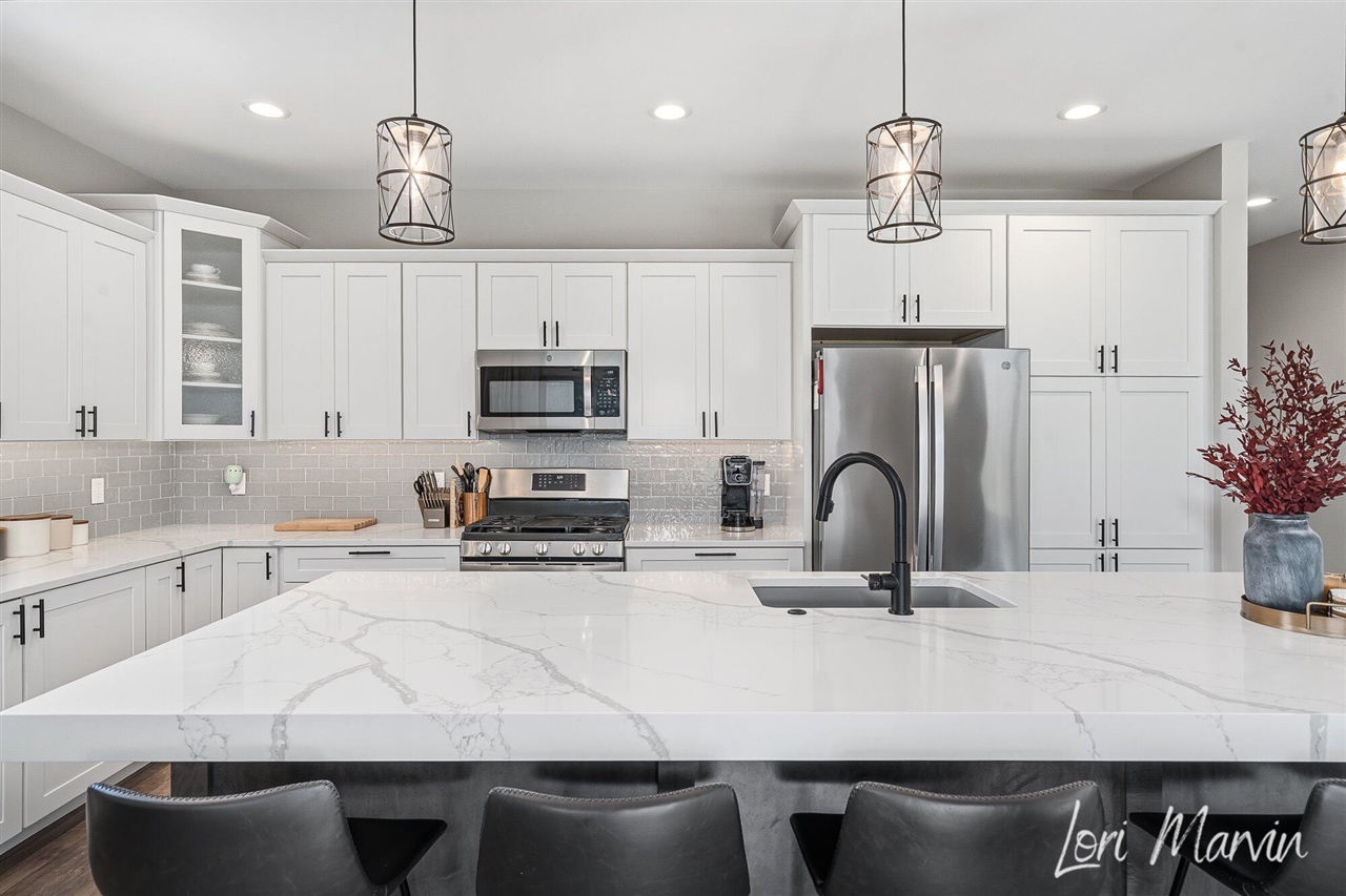 10966 S Stakes Road, Greenville, MI, 48838-9467