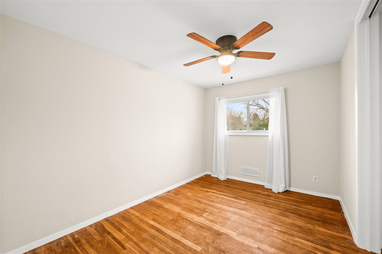 835 Ansley Drive, Saint Joseph, MI, 49085-3640