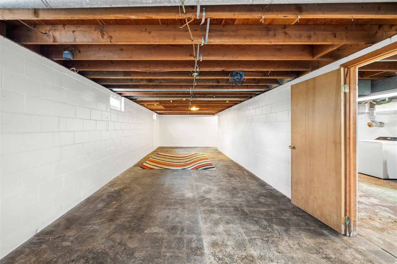 835 Ansley Drive, Saint Joseph, MI, 49085-3640