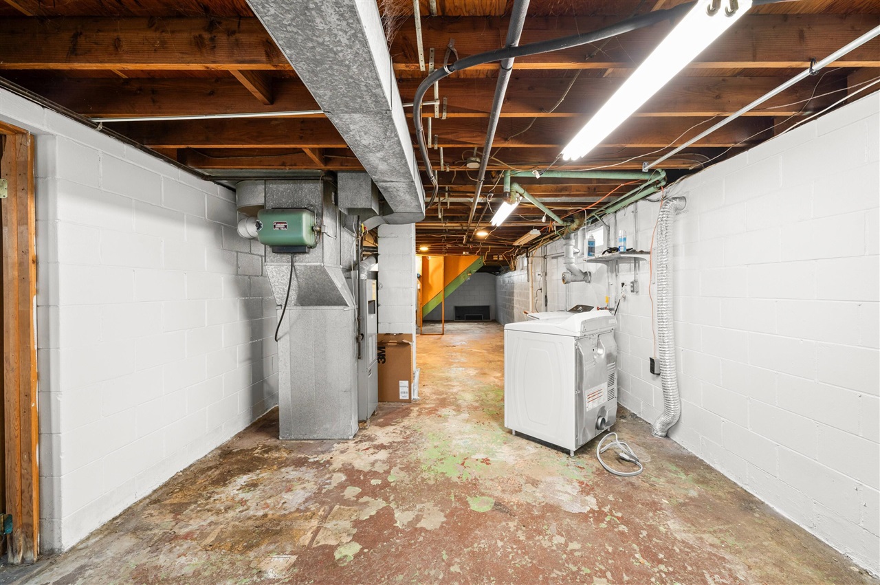 835 Ansley Drive, Saint Joseph, MI, 49085-3640