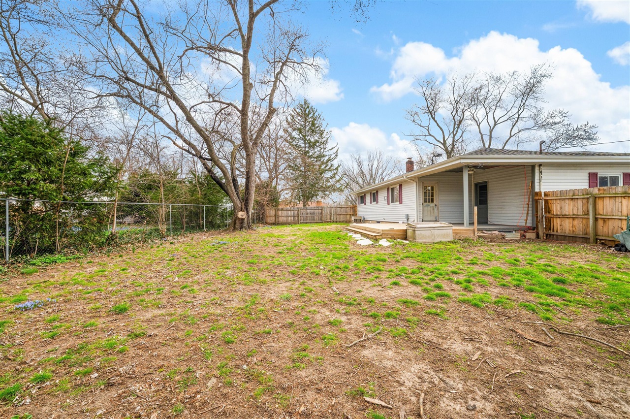 835 Ansley Drive, Saint Joseph, MI, 49085-3640