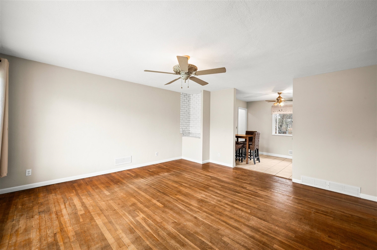 835 Ansley Drive, Saint Joseph, MI, 49085-3640