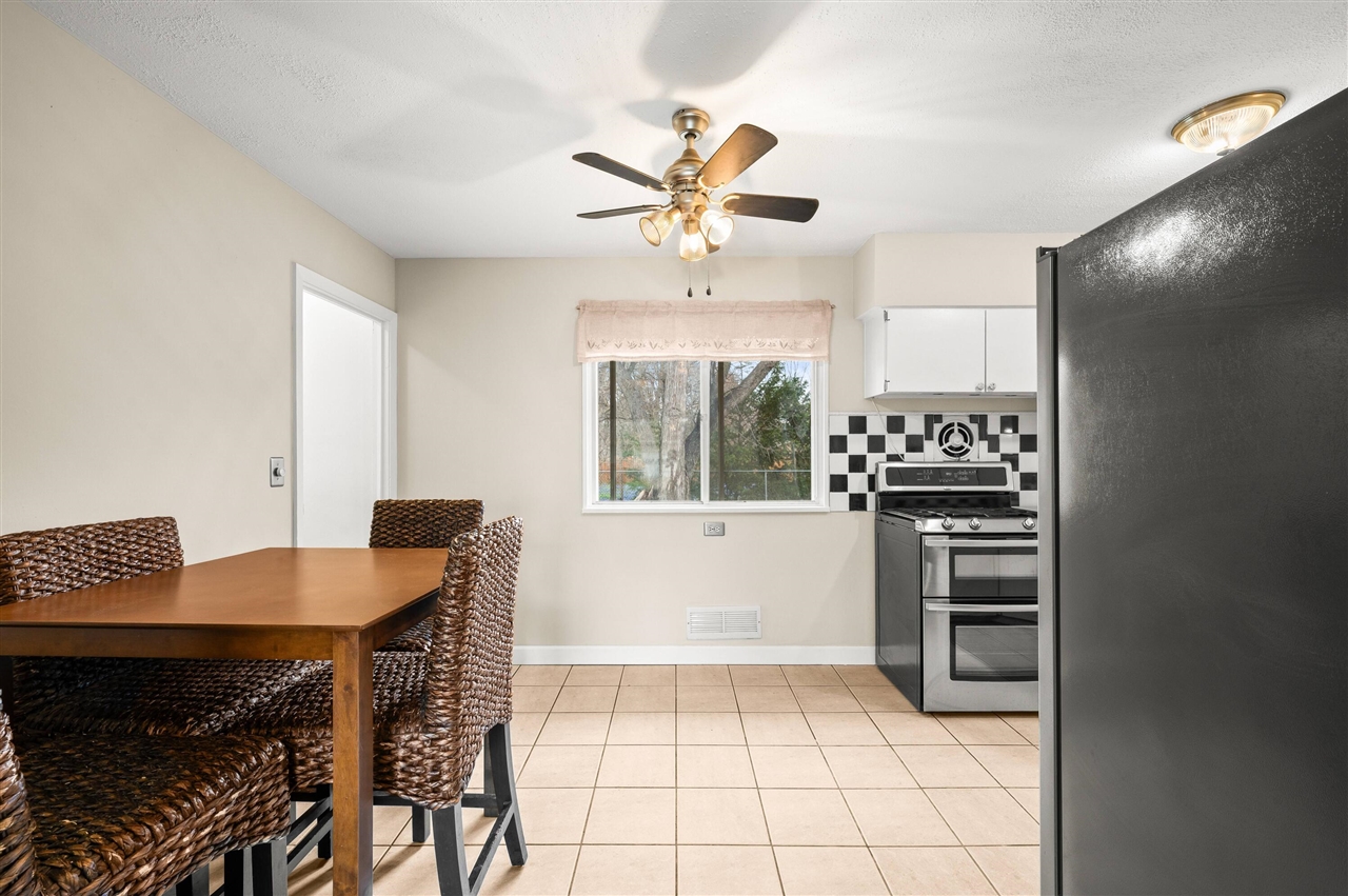 835 Ansley Drive, Saint Joseph, MI, 49085-3640