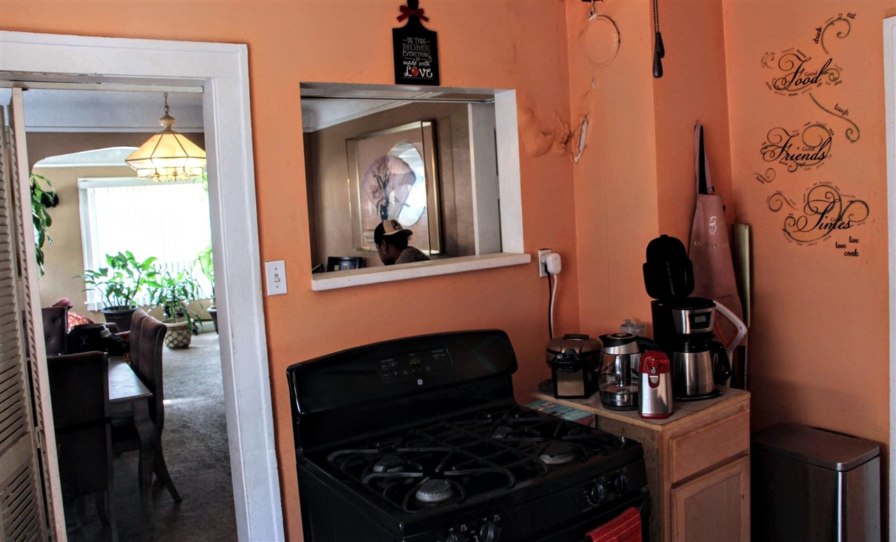 15370 Hartwell Street, Detroit, MI, 48227-3350