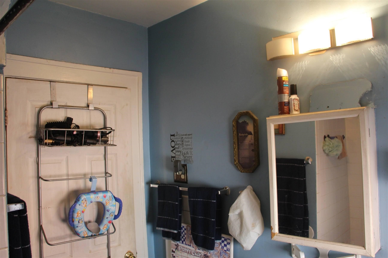 15370 Hartwell Street, Detroit, MI, 48227-3350