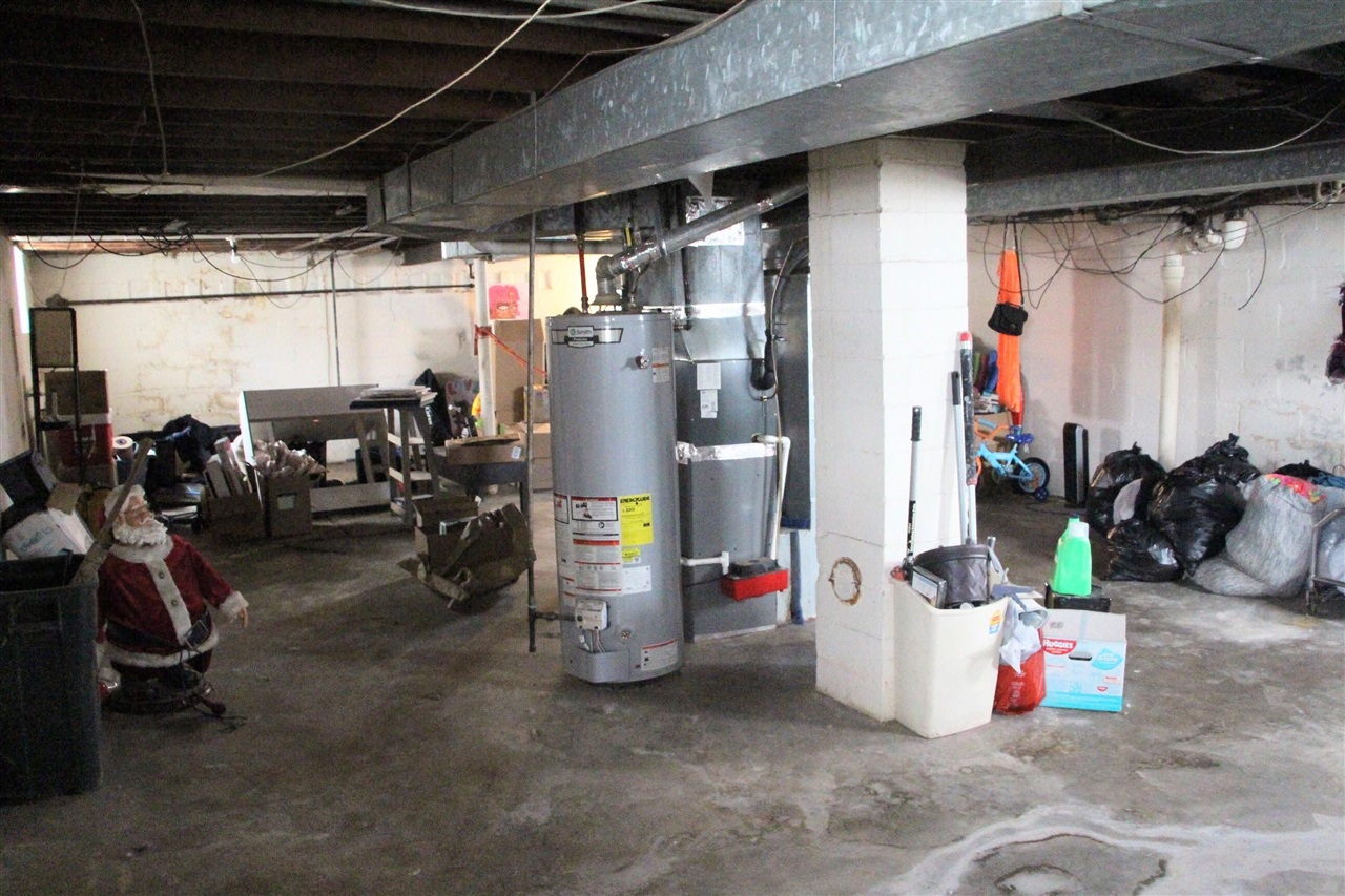 15370 Hartwell Street, Detroit, MI, 48227-3350