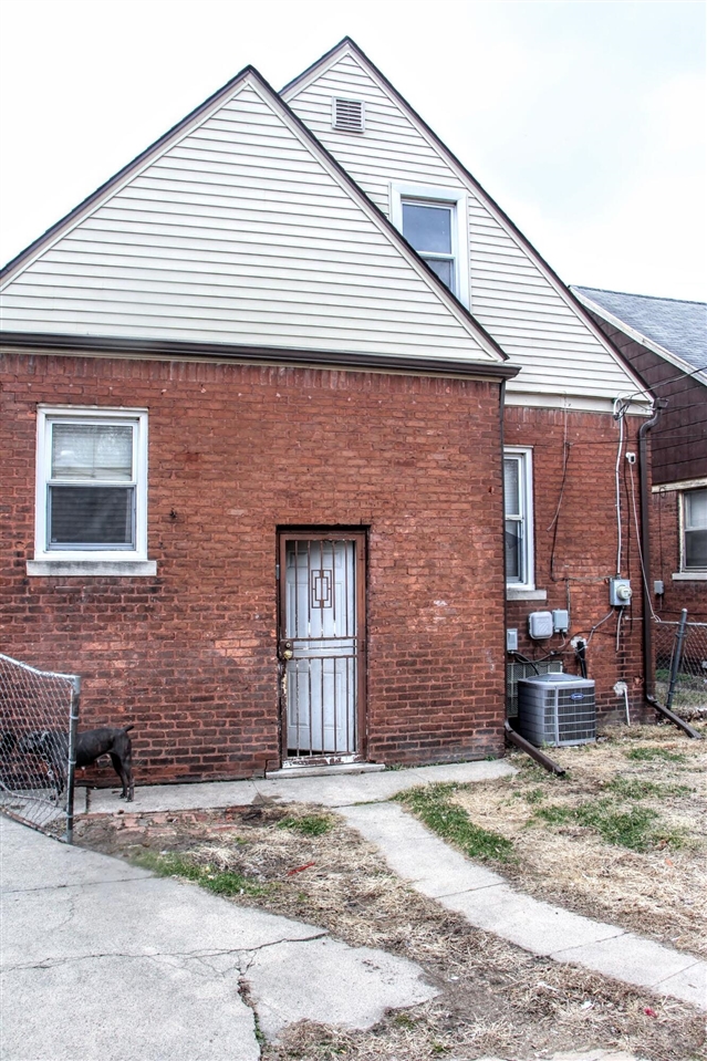15370 Hartwell Street, Detroit, MI, 48227-3350