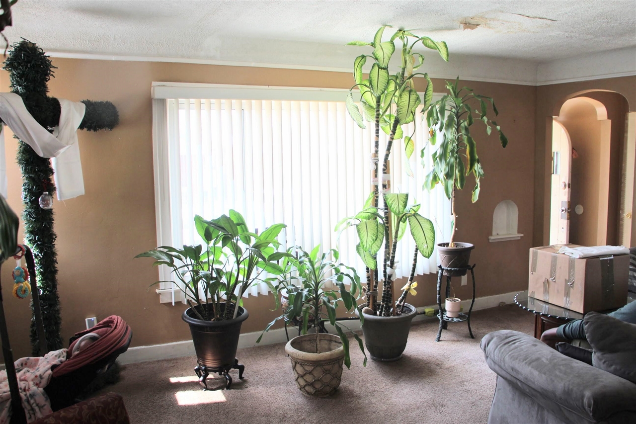 15370 Hartwell Street, Detroit, MI, 48227-3350